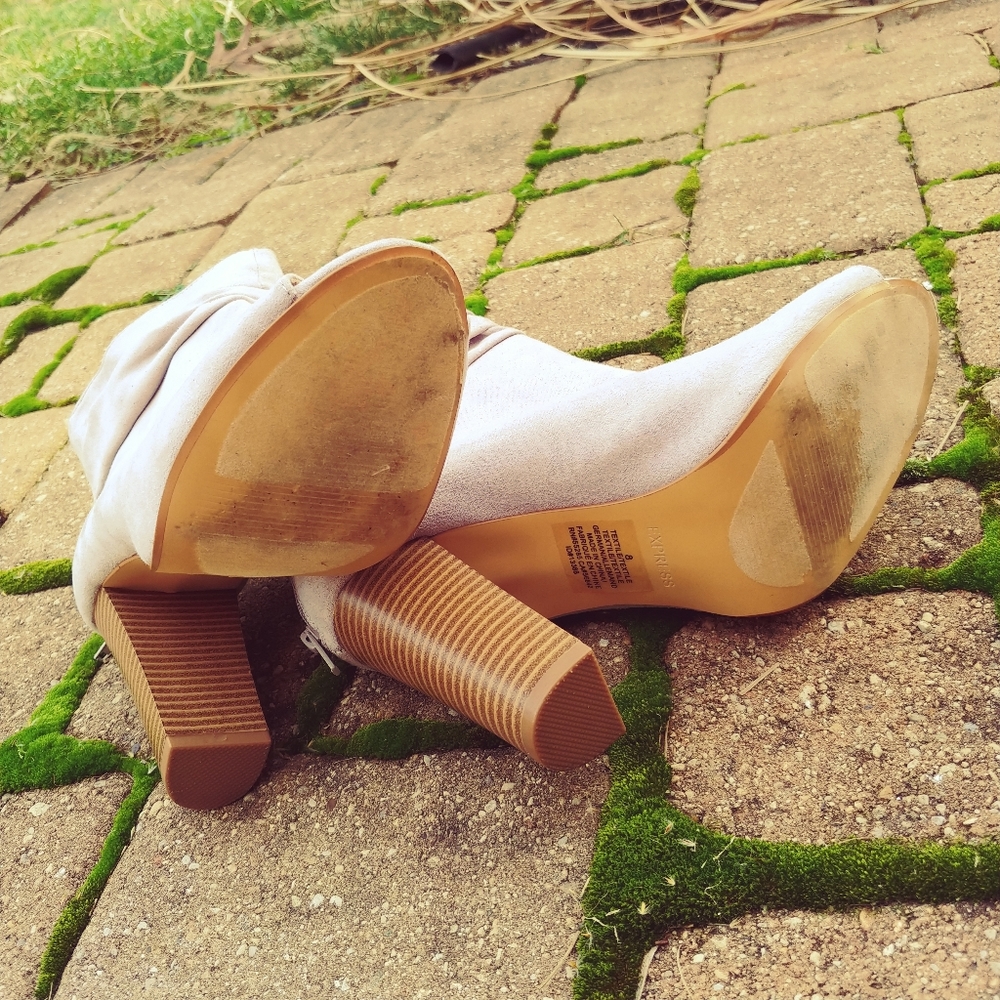 EXPRESS Open-toed, Faux Suede Boot - Picture 4 of 5